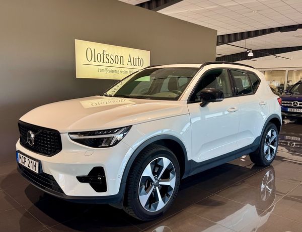Volvo XC40 B3 DCT Ultimate Dark FWD - 2024