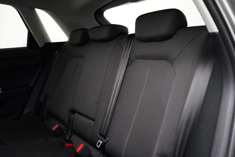 Audi Q3 bild 8
