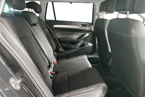 Volkswagen Passat bild 16