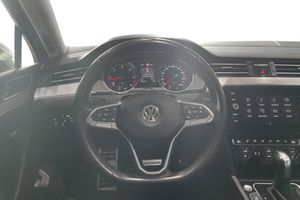 Volkswagen Passat bild 18