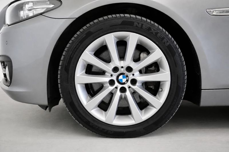 BMW 530 bild 9