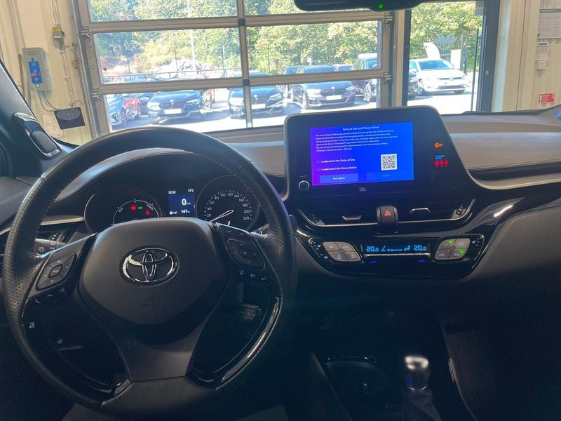 Toyota C-HR bild 24