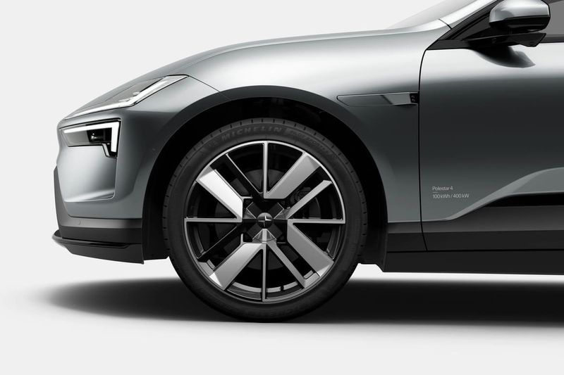 Polestar 4 bild 7
