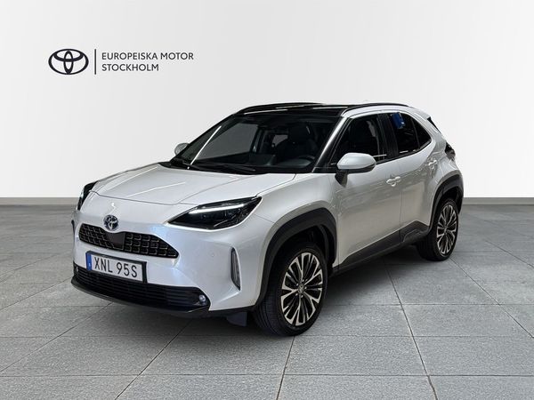 Toyota Yaris Cross Hybrid 1,5 HSD STYLE JBL PLUSPAKET PANO / V-HJUL - 2023
