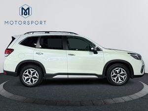 Subaru Forester bild 8