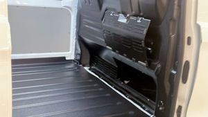 Ford Custom bild 6