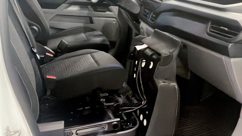 Ford Custom bild 8