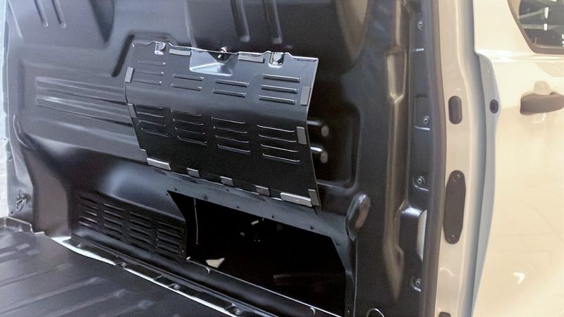 Ford Custom bild 7