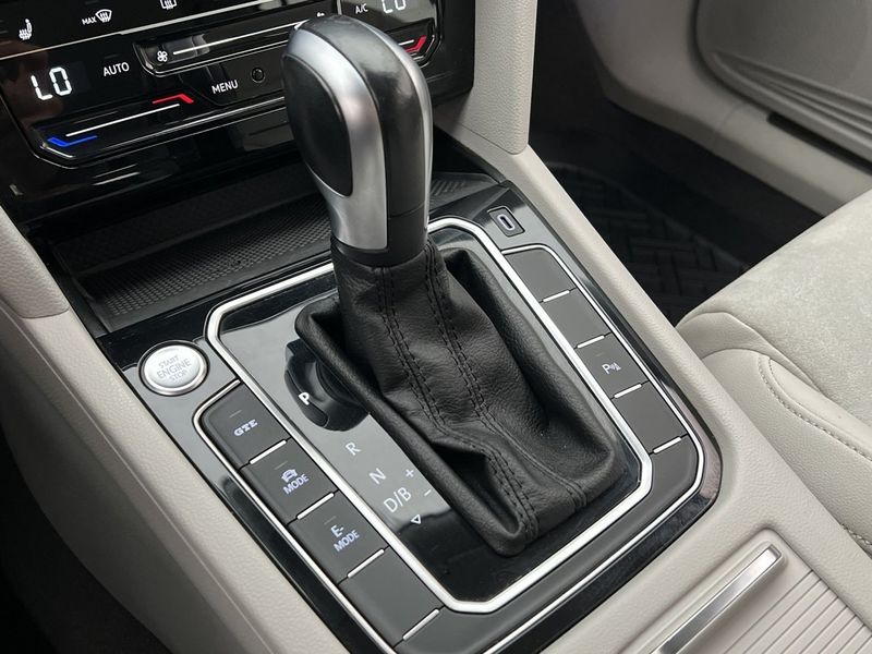 Volkswagen Passat bild 22
