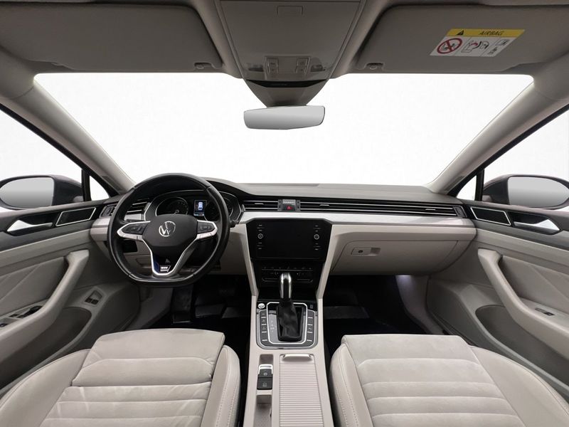 Volkswagen Passat bild 14