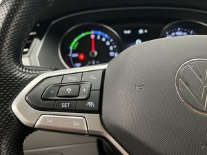 Volkswagen Passat bild 16