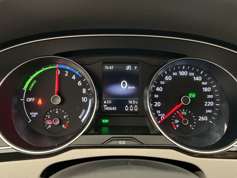 Volkswagen Passat bild 15