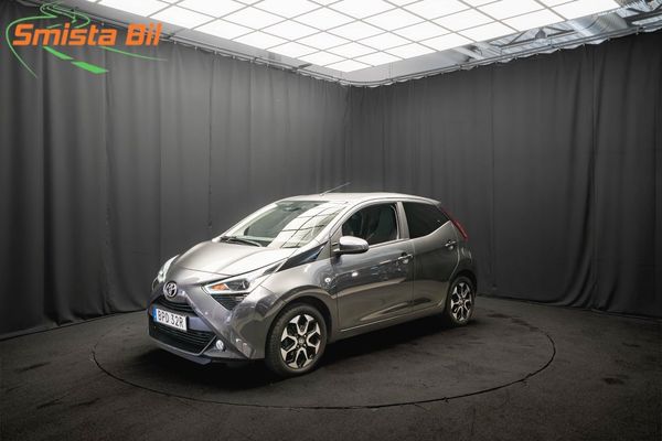Toyota Aygo VVT-i x-shift X-PLAY STYLE KAMERA CARPLAY - 2021