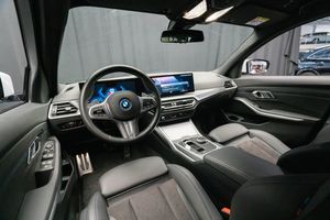 BMW 330 bild 11
