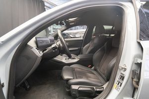 BMW 330 bild 14