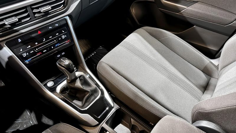 Volkswagen T-Roc bild 15