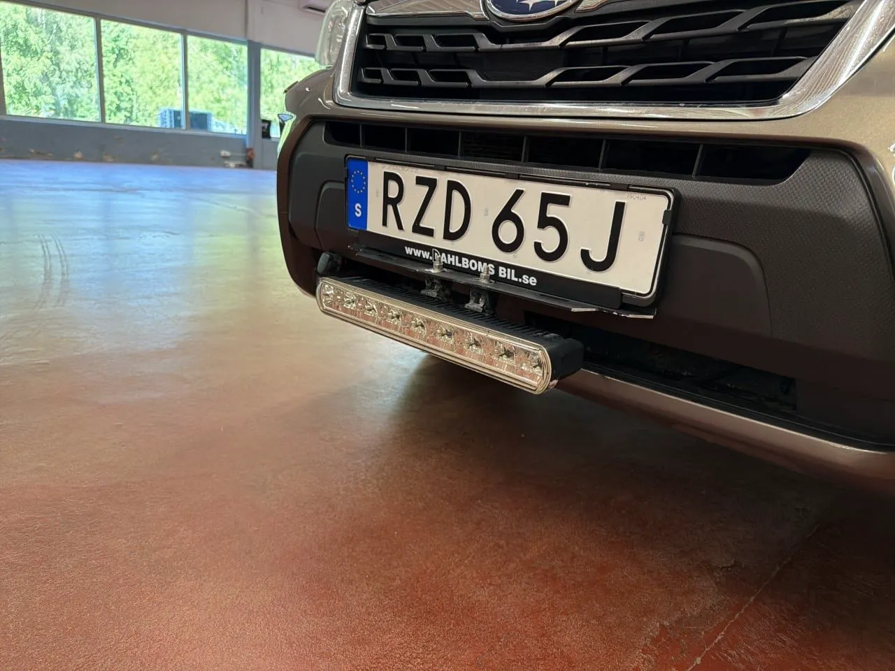 Vehicle image 18