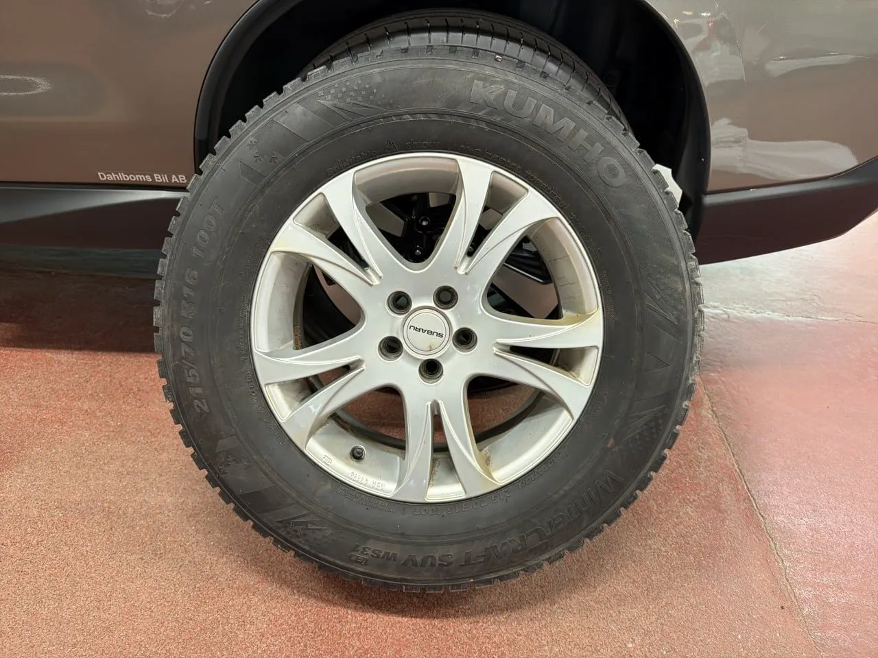 Vehicle image 21