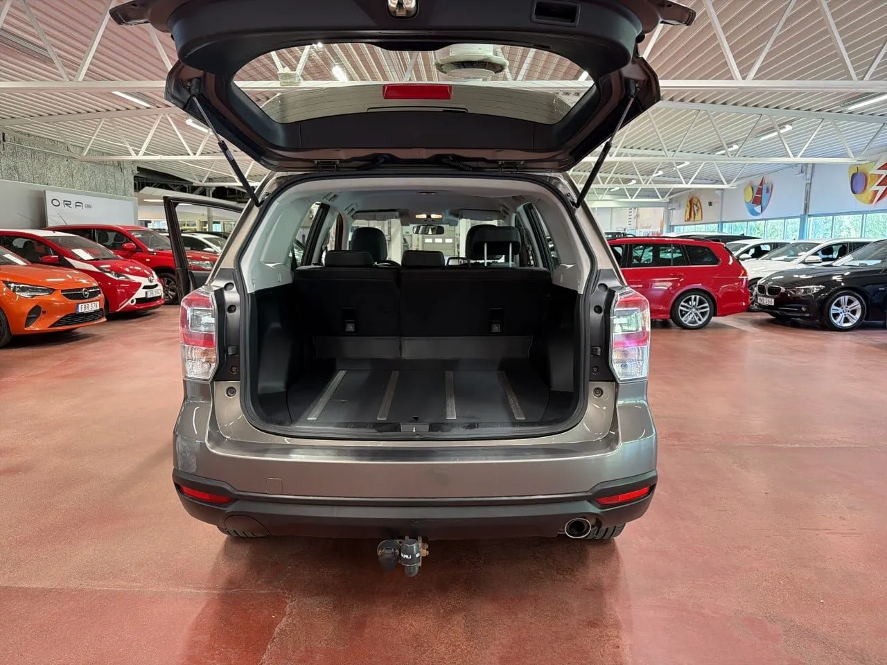 Vehicle image 8