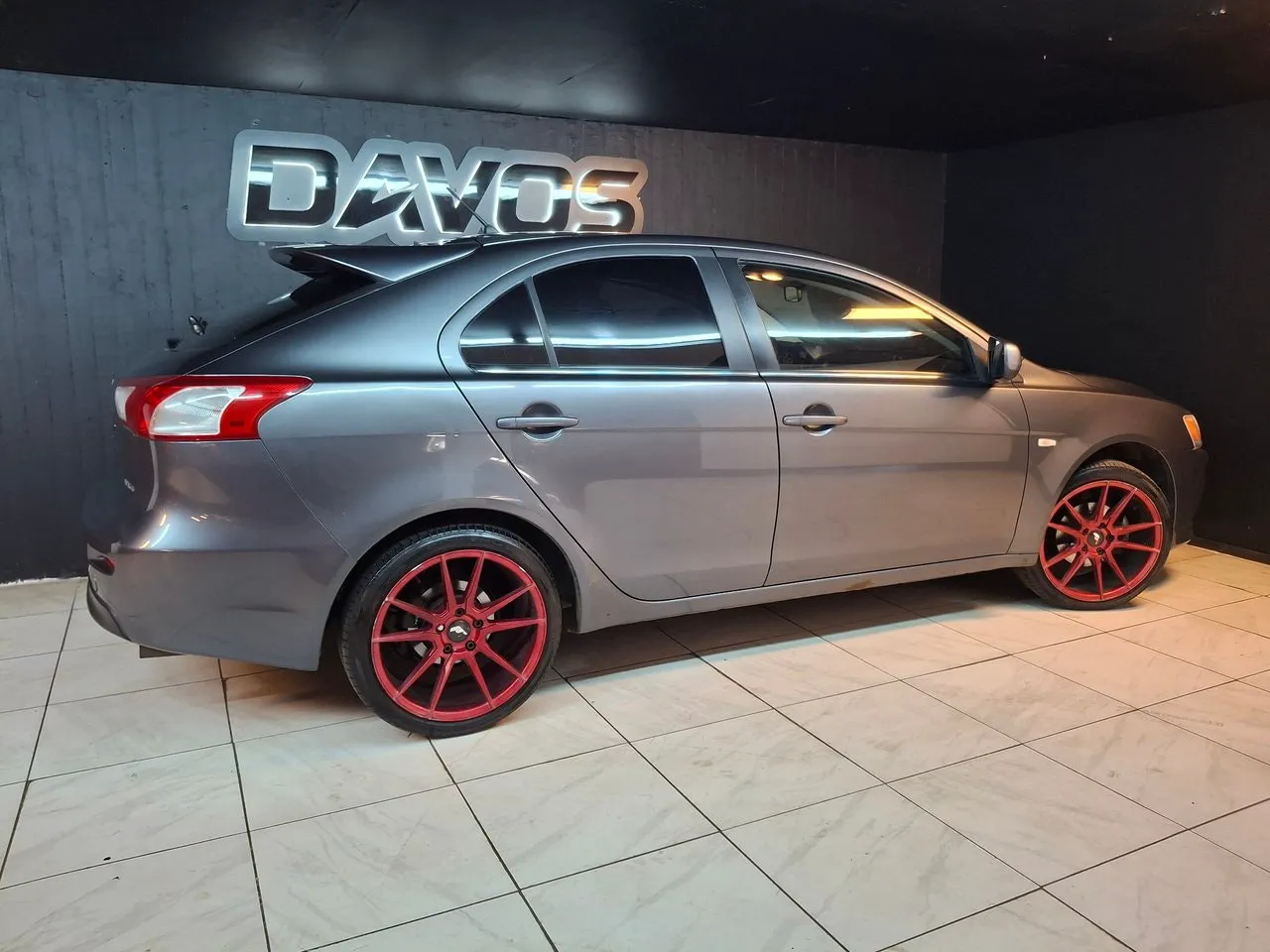 Vehicle image 7