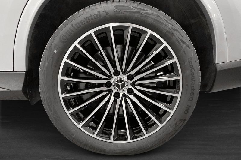 Mercedes GLC300 bild 12