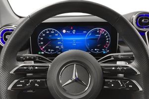 Mercedes GLC300 bild 6