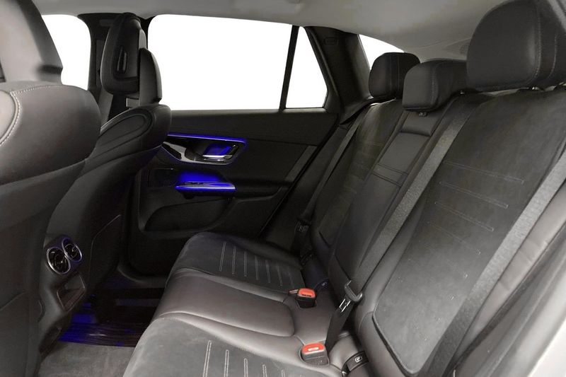 Mercedes GLC300 bild 10