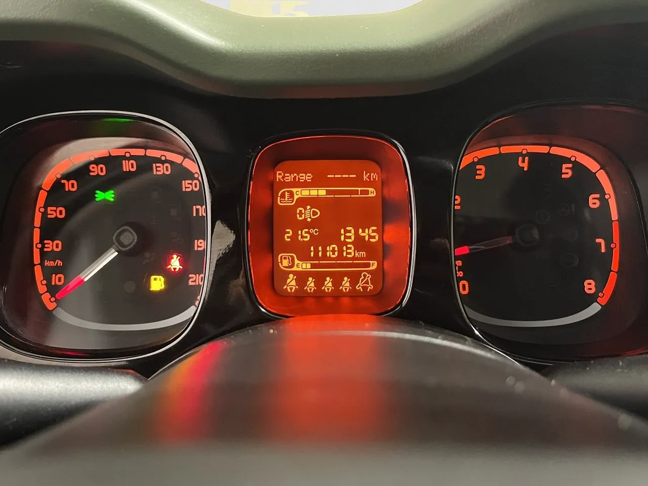 Vehicle image 14