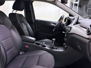 Mercedes B180 bild 20