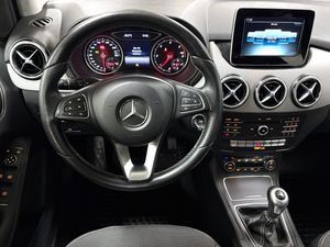 Mercedes B180 bild 7
