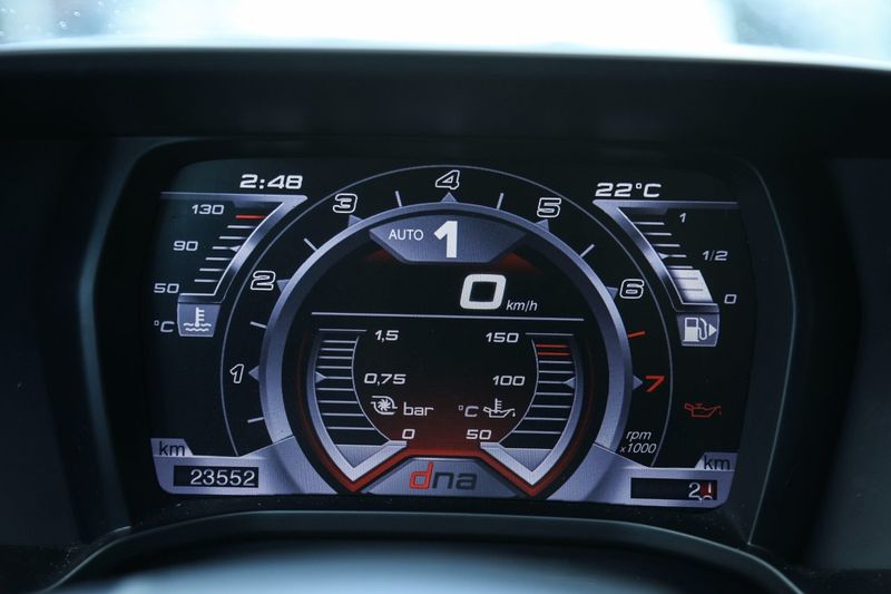 Alfa Romeo 4C bild 17