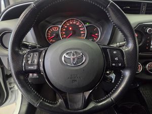 Toyota Yaris bild 19