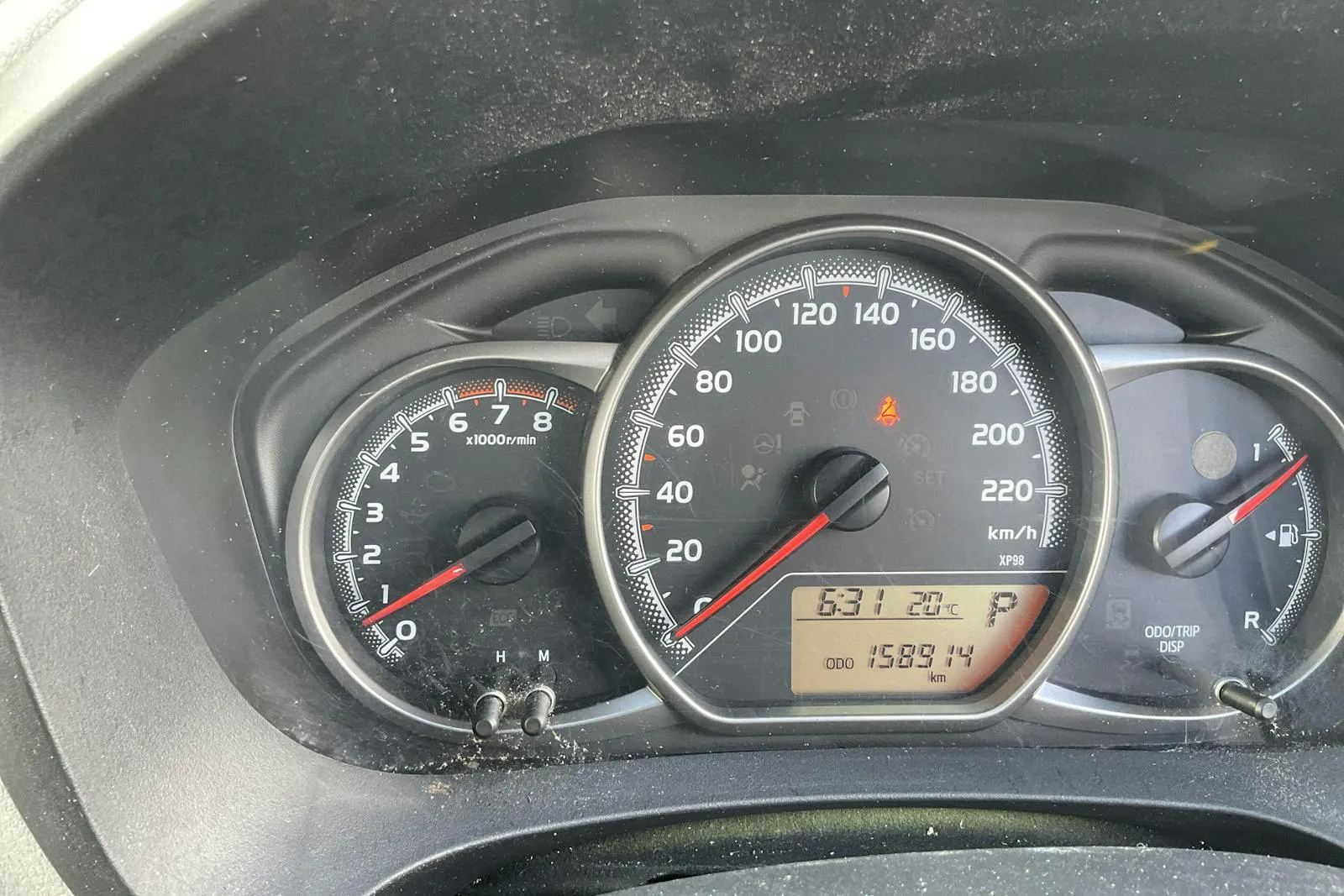 Vehicle image 10