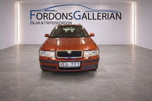 Skoda Octavia bild 2