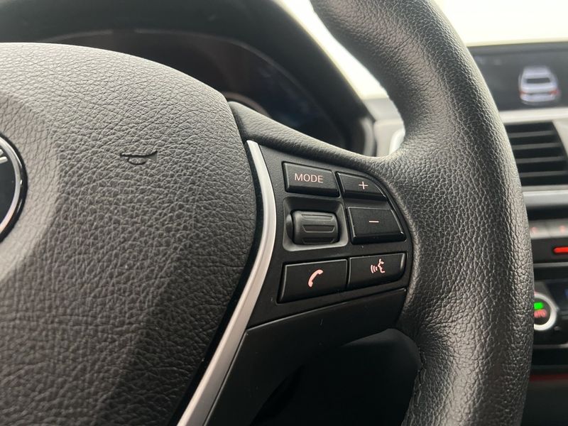 BMW 330 bild 19