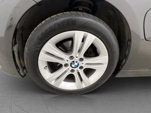 BMW 330 bild 29