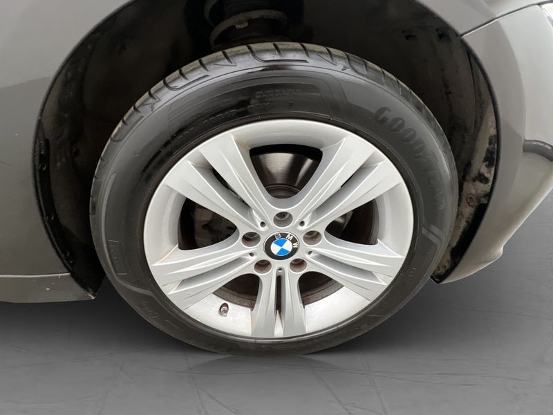 BMW 330 bild 31