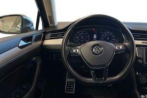Volkswagen Passat bild 14