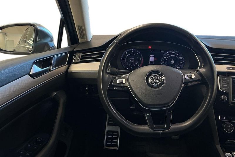 Volkswagen Passat bild 14