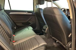 Volkswagen Passat bild 17