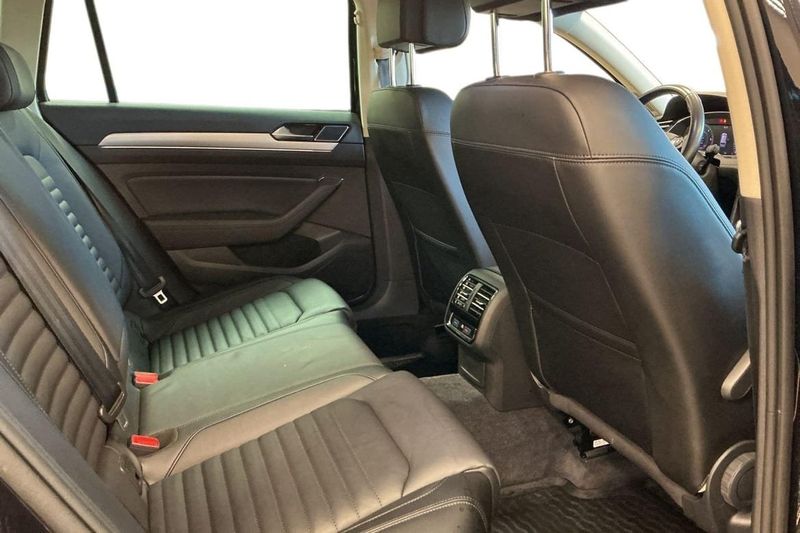 Volkswagen Passat bild 17