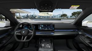BMW i5 bild 9