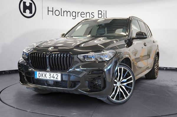 BMW X5 xDrive40d M-Sport Innov Edt DAP Värmare Laserlight Pano - 2022