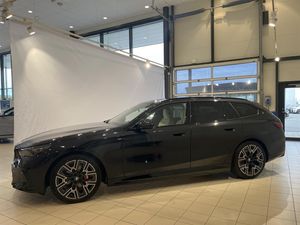 BMW i5 bild 2