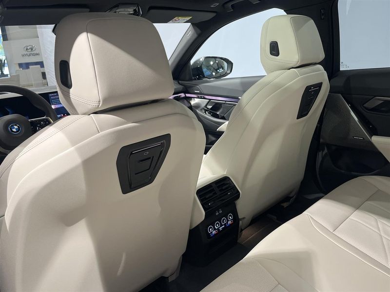 BMW i5 bild 12