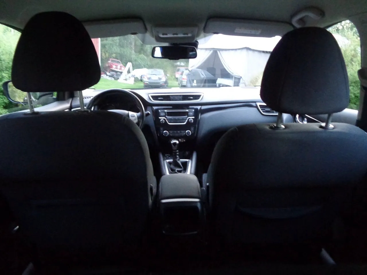 Vehicle image 25