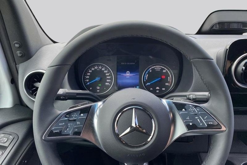 Mercedes e-Sprinter bild 19