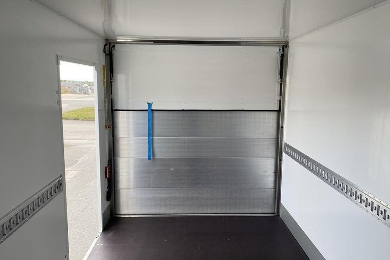 Mercedes e-Sprinter bild 12
