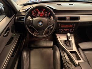 BMW 325 bild 11