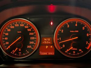 BMW 325 bild 14